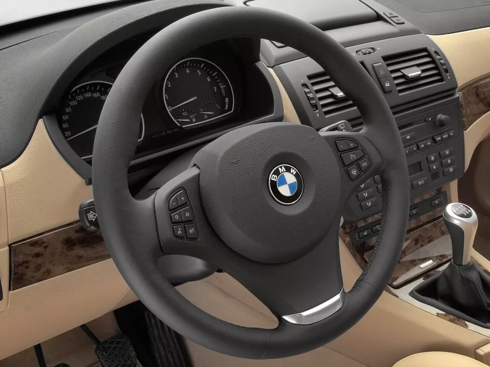 Автомобиль BMW X3 I (E83) Рестайлинг Внедорожник (5 дверей)