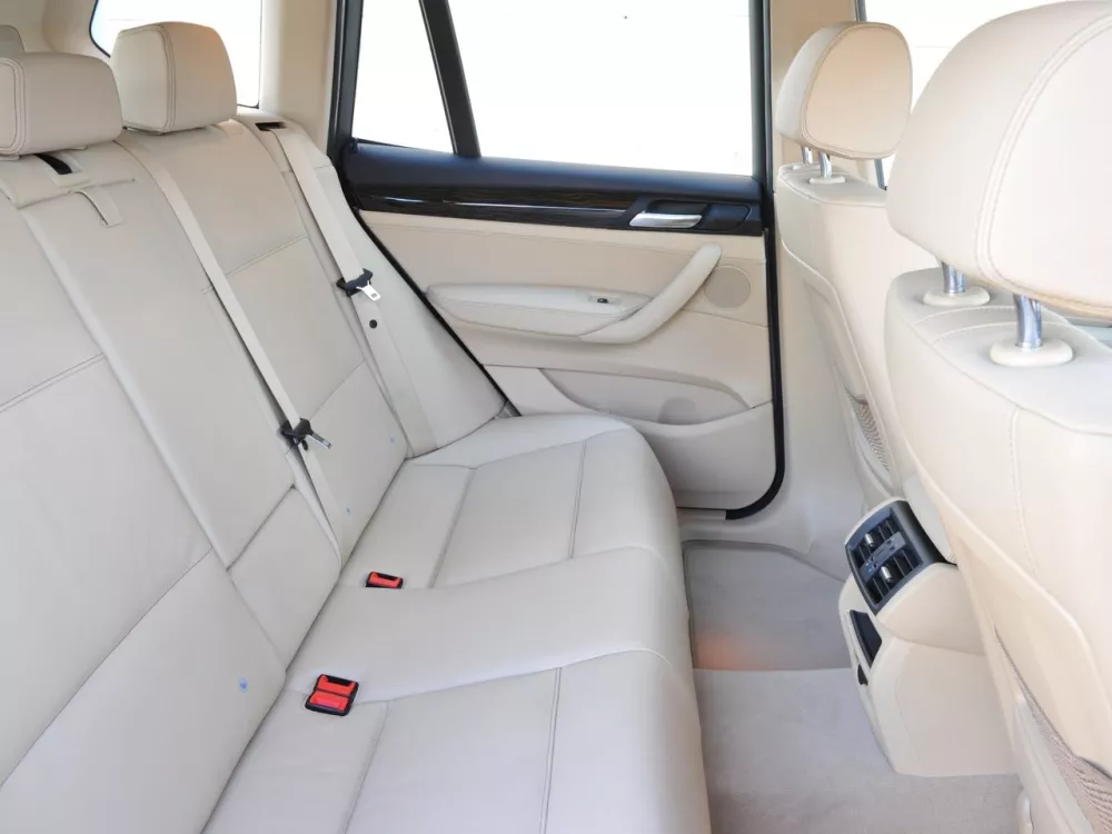 Автомобиль BMW X3 II (F25) Внедорожник (5 дверей)