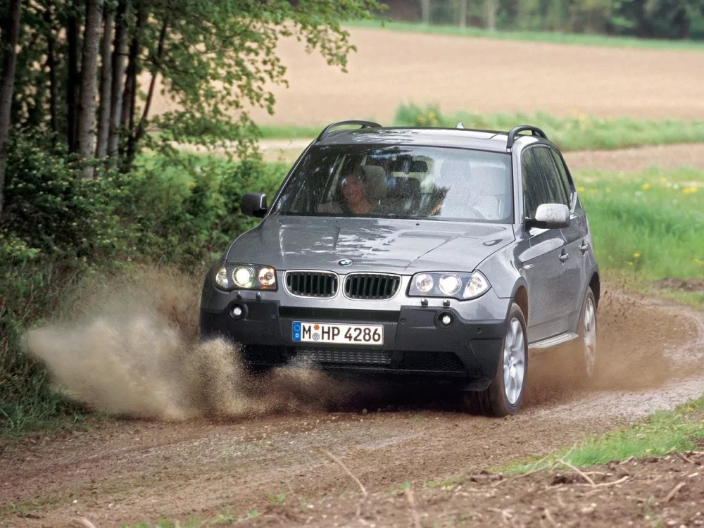 Автомобиль BMW X3 I (E83) Внедорожник (5 дверей)