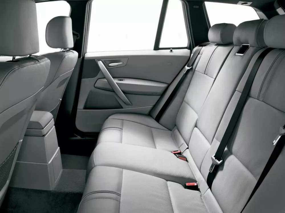 Автомобиль BMW X3 I (E83) Внедорожник (5 дверей)