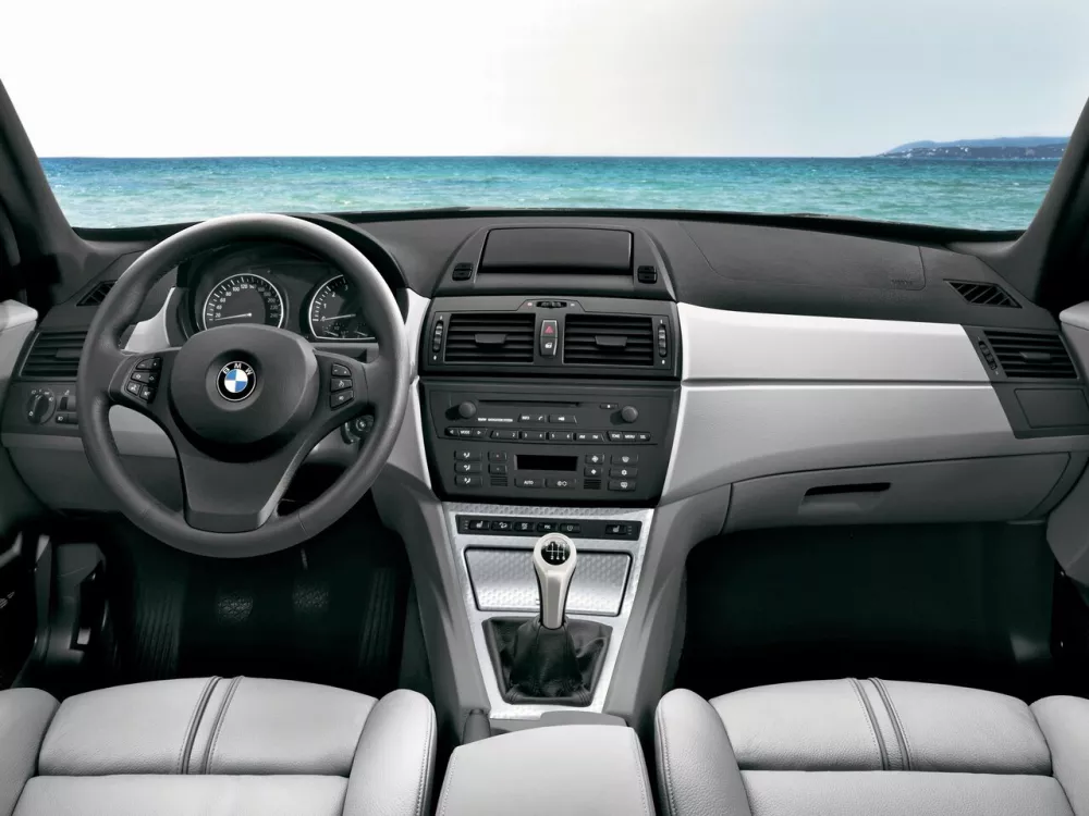 Автомобиль BMW X3 I (E83) Внедорожник (5 дверей)