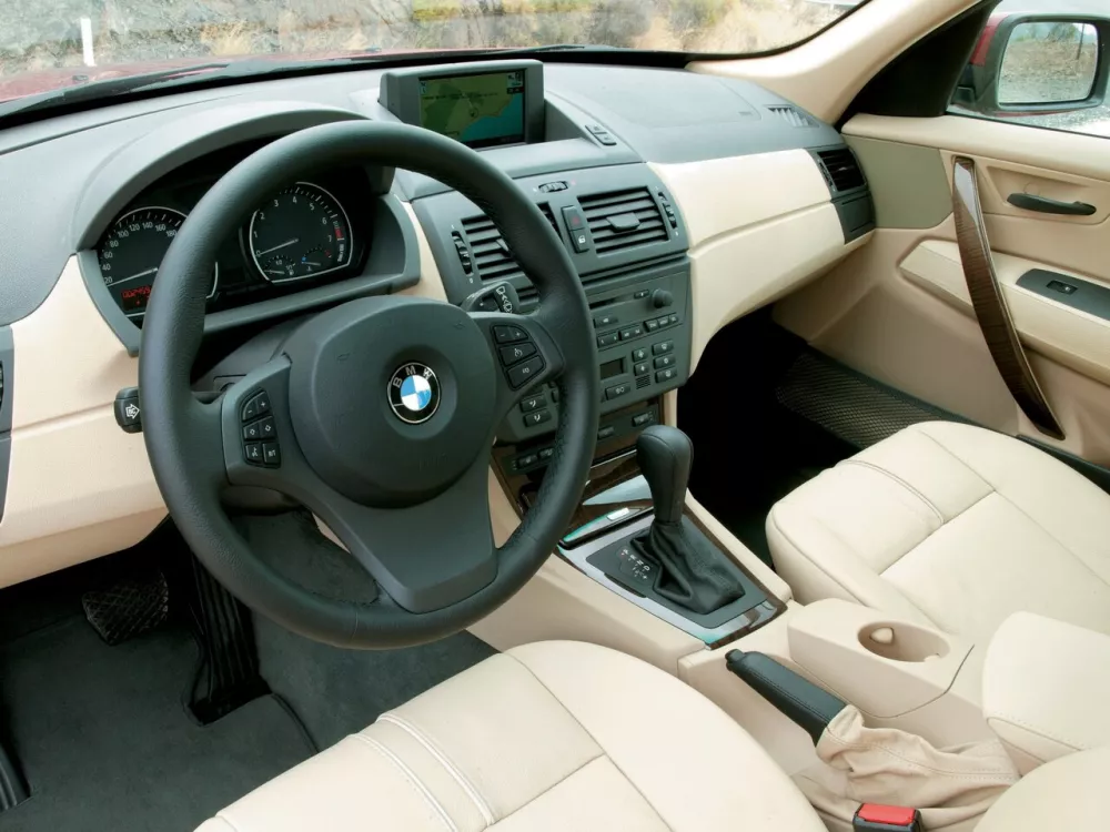 Автомобиль BMW X3 I (E83) Внедорожник (5 дверей)