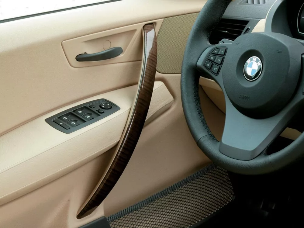 Автомобиль BMW X3 I (E83) Внедорожник (5 дверей)