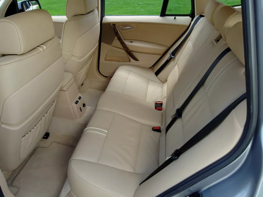 Автомобиль BMW X3 I (E83) Рестайлинг Внедорожник (5 дверей)