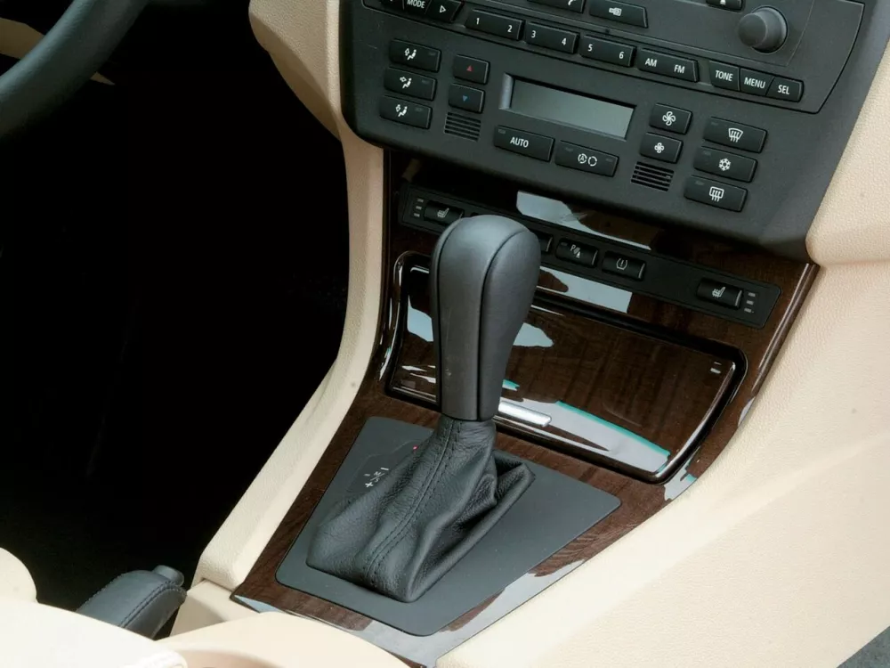 Автомобиль BMW X3 I (E83) Внедорожник (5 дверей)