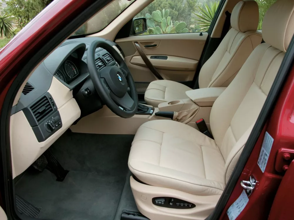 Автомобиль BMW X3 I (E83) Внедорожник (5 дверей)