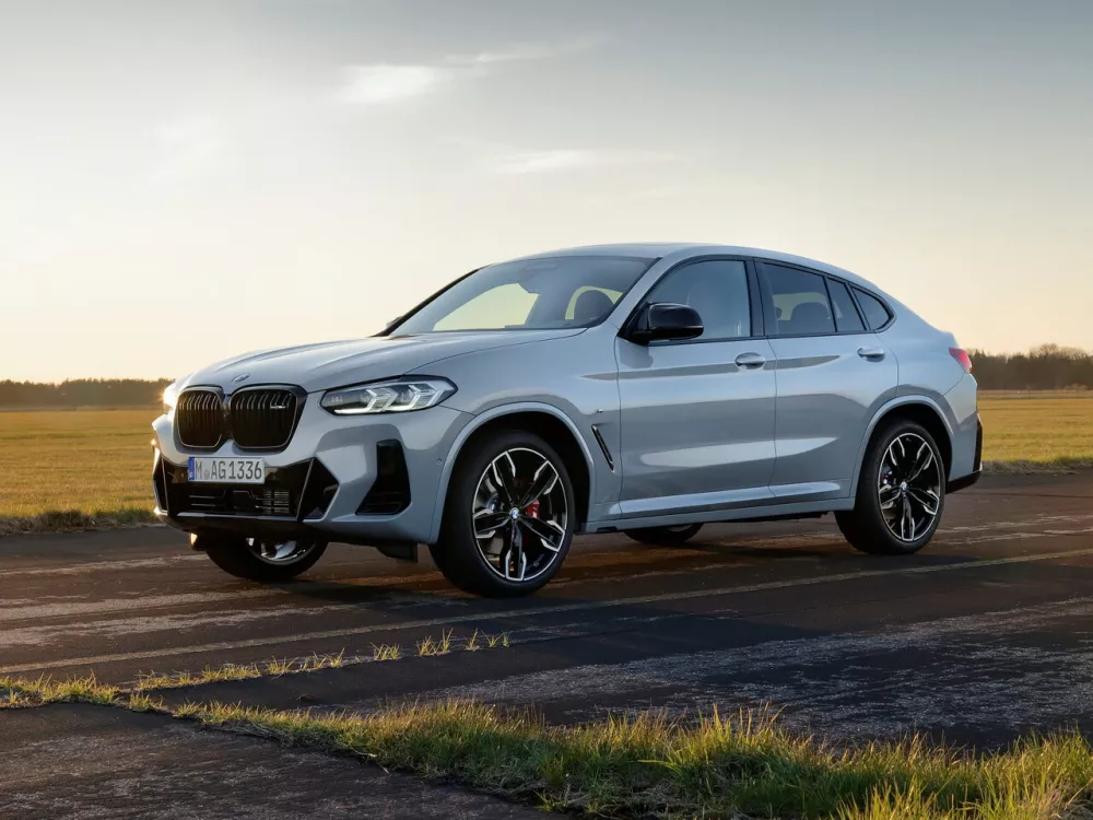 Автомобиль BMW X4 II (G02) Рестайлинг Внедорожник (5 дверей)
