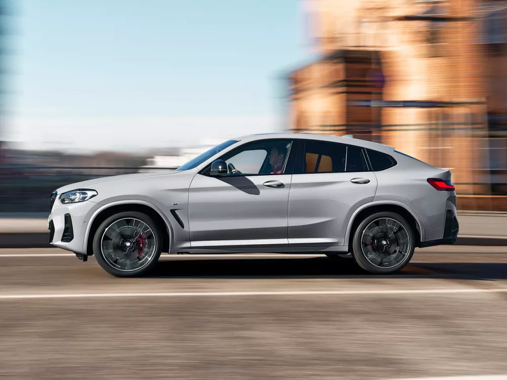 Автомобиль BMW X4 II (G02) Рестайлинг Внедорожник (5 дверей)