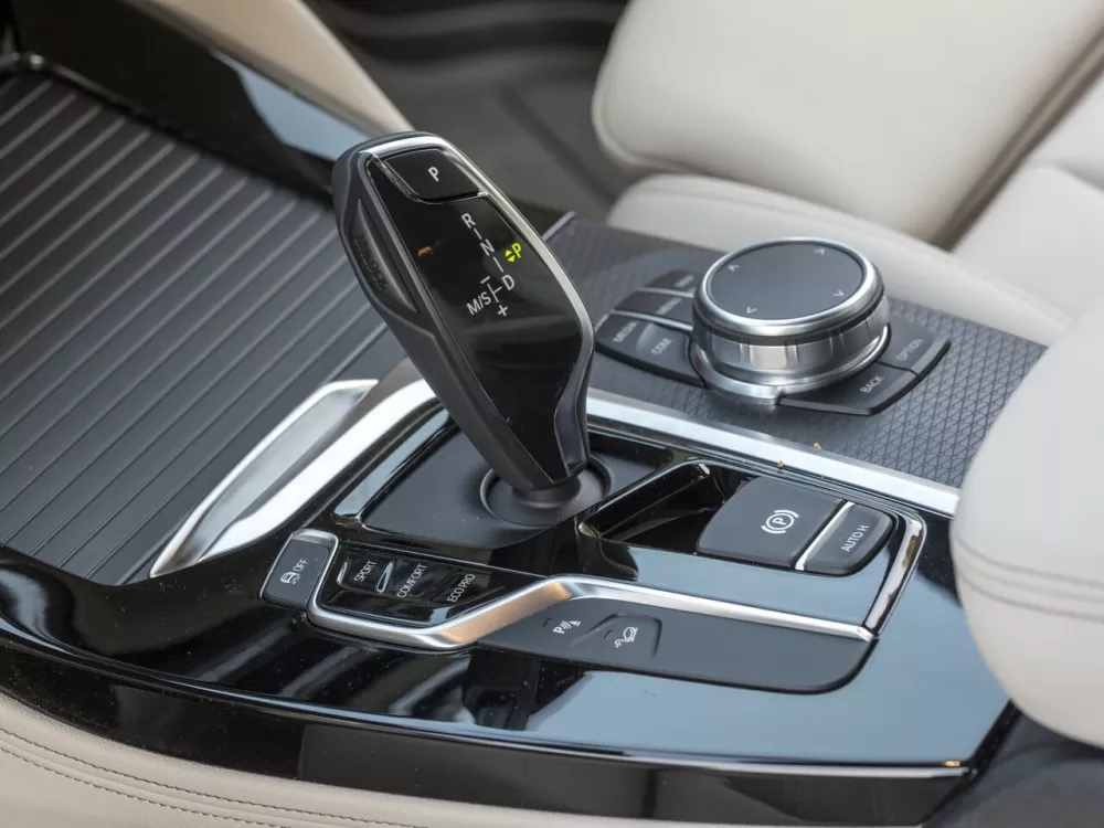 Автомобиль BMW X4 II (G02) Внедорожник (5 дверей)