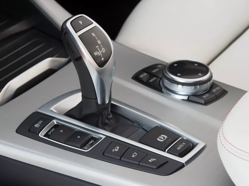 Автомобиль BMW X4 I (F26) Внедорожник (5 дверей)