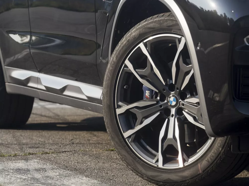 Автомобиль BMW X4 II (G02) Внедорожник (5 дверей)
