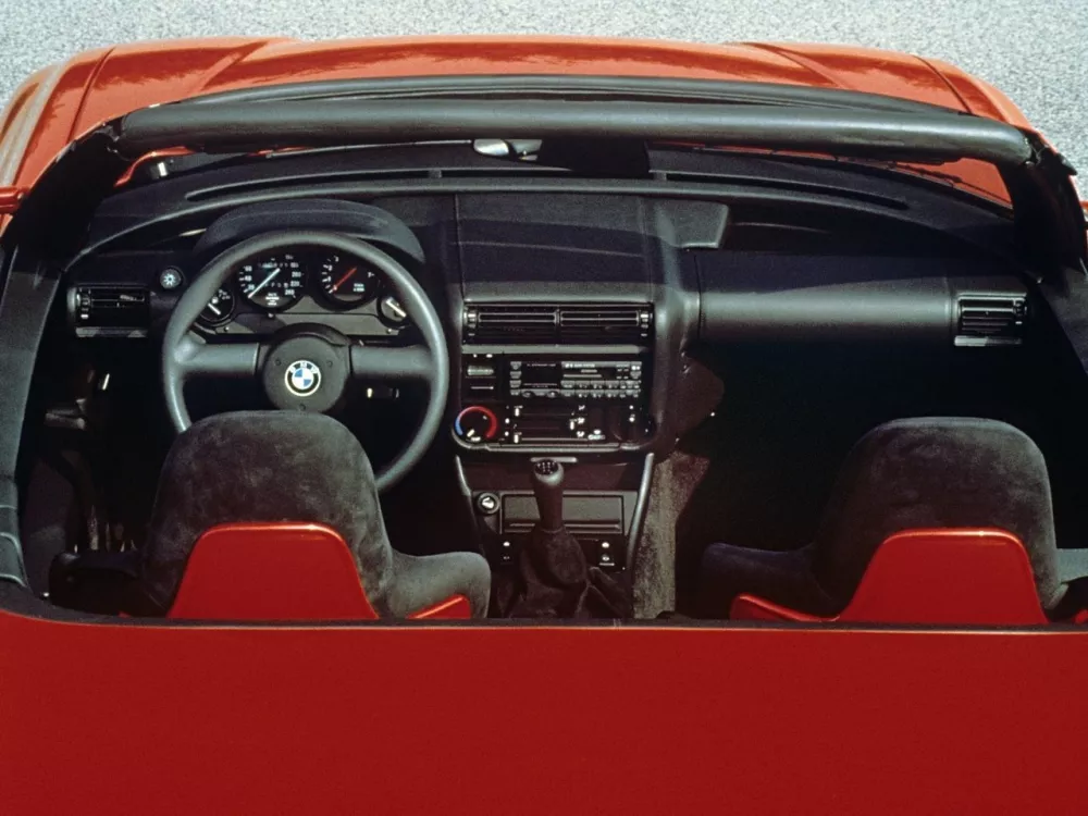 Автомобиль BMW Z1 Родстер
