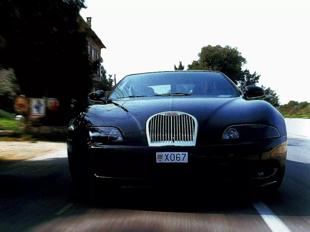 Автомобиль Bugatti EB 112 Фастбек