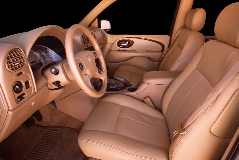 Автомобиль Buick Rainier Внедорожник (5 дверей)