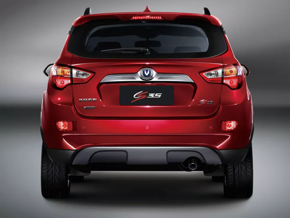 Автомобиль Changan CS35 Внедорожник (5 дверей)