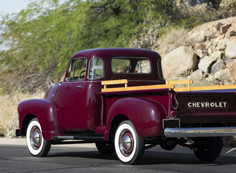 Автомобиль Chevrolet 3000-Series Пикап Одинарная кабина