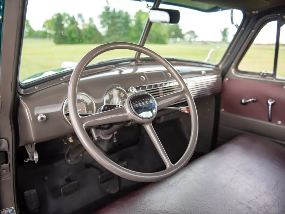 Автомобиль Chevrolet 3000-Series Пикап Одинарная кабина