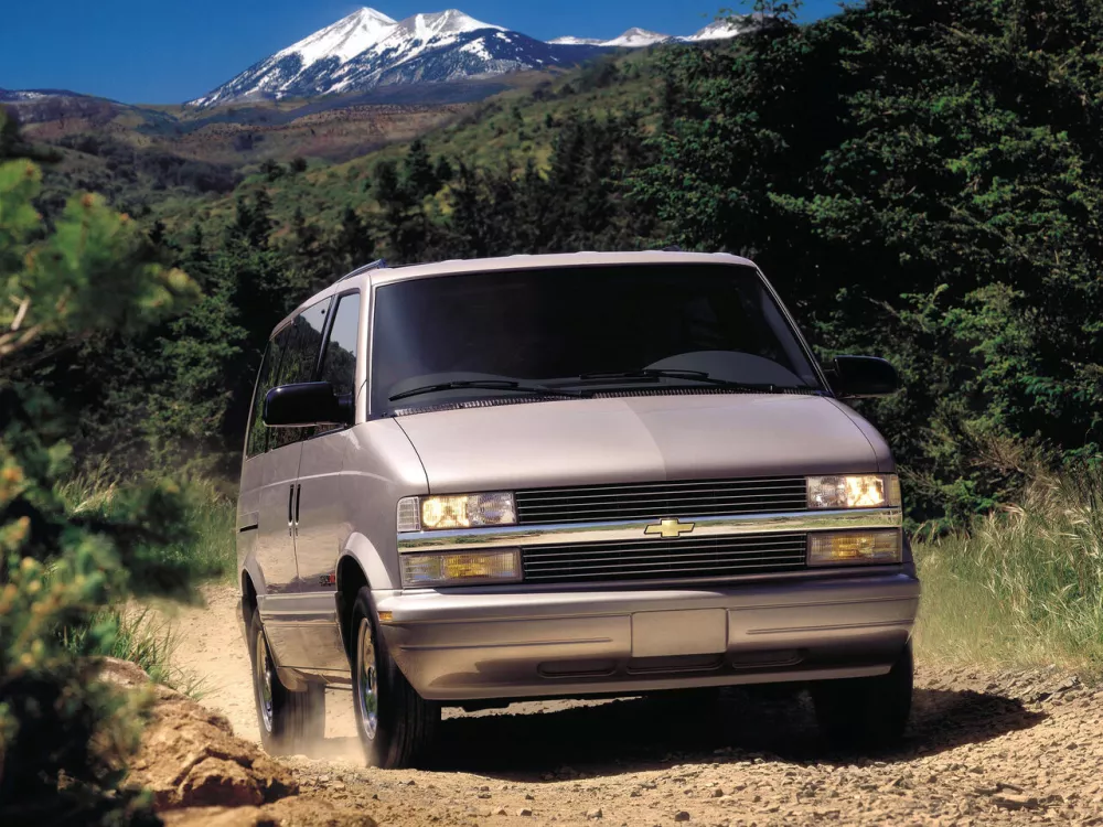Автомобиль Chevrolet Astro II Минивэн