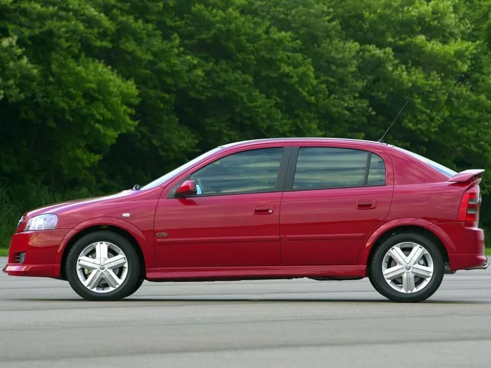 Автомобиль Chevrolet Astra Хэтчбек (5 дверей)