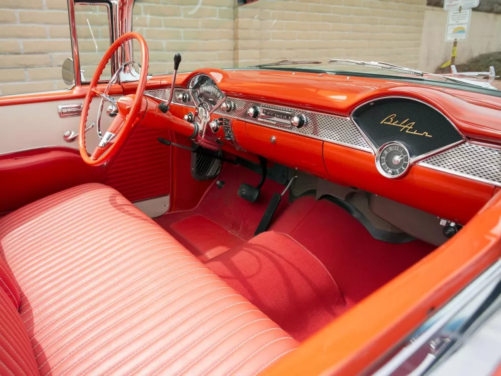 Автомобиль Chevrolet Bel Air II Кабриолет