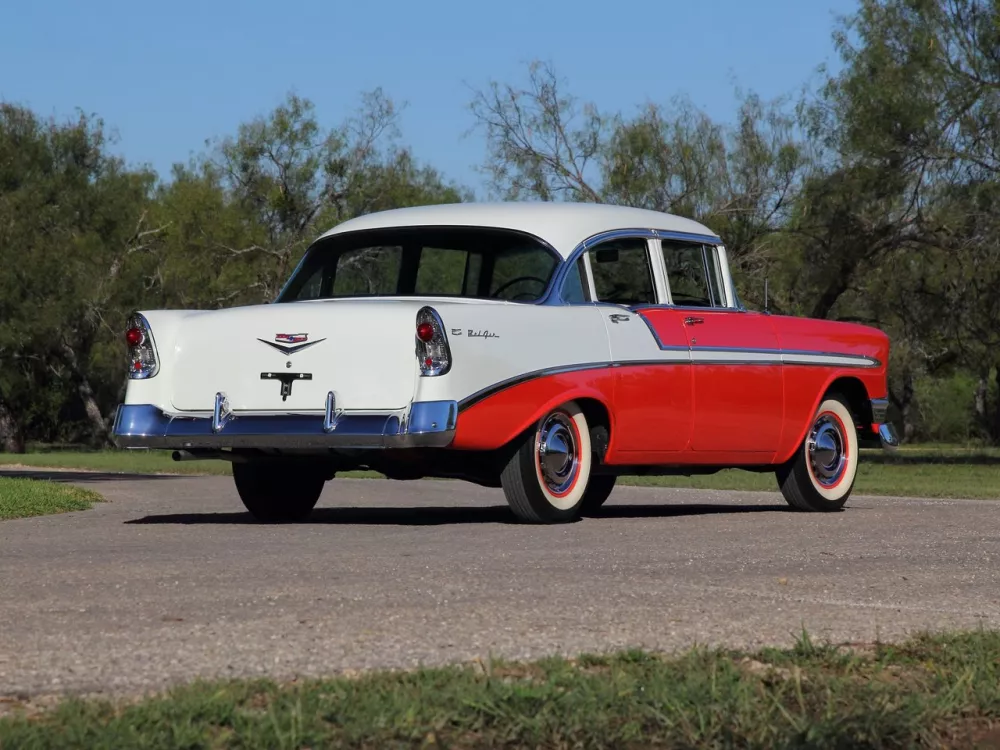 Автомобиль Chevrolet Bel Air II Седан