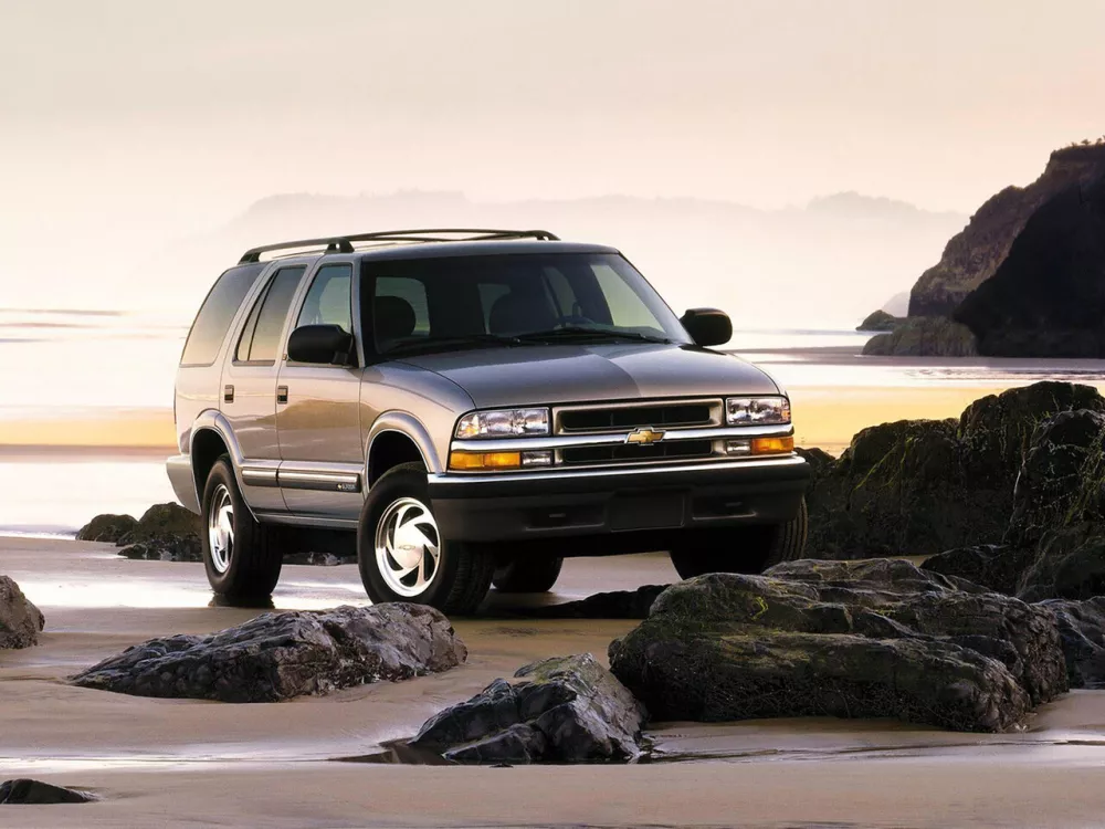Автомобиль Chevrolet Blazer II Рестайлинг Внедорожник (5 дверей)