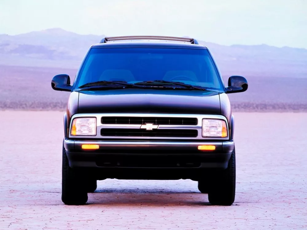 Автомобиль Chevrolet Blazer II Внедорожник (5 дверей)