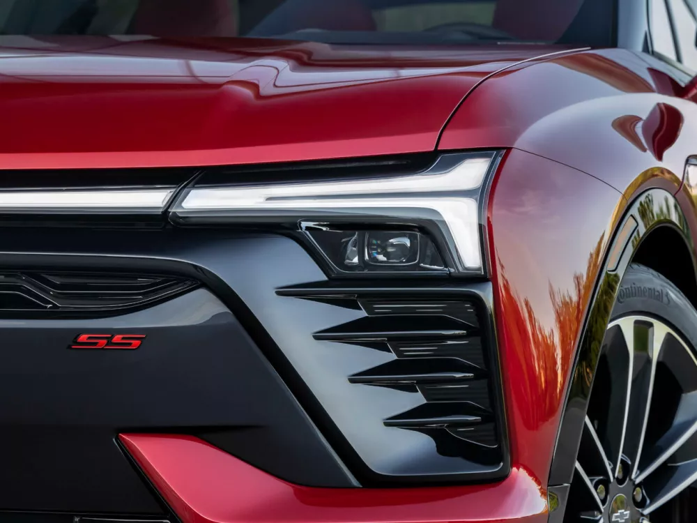 Автомобиль Chevrolet Blazer EV Внедорожник (5 дверей)