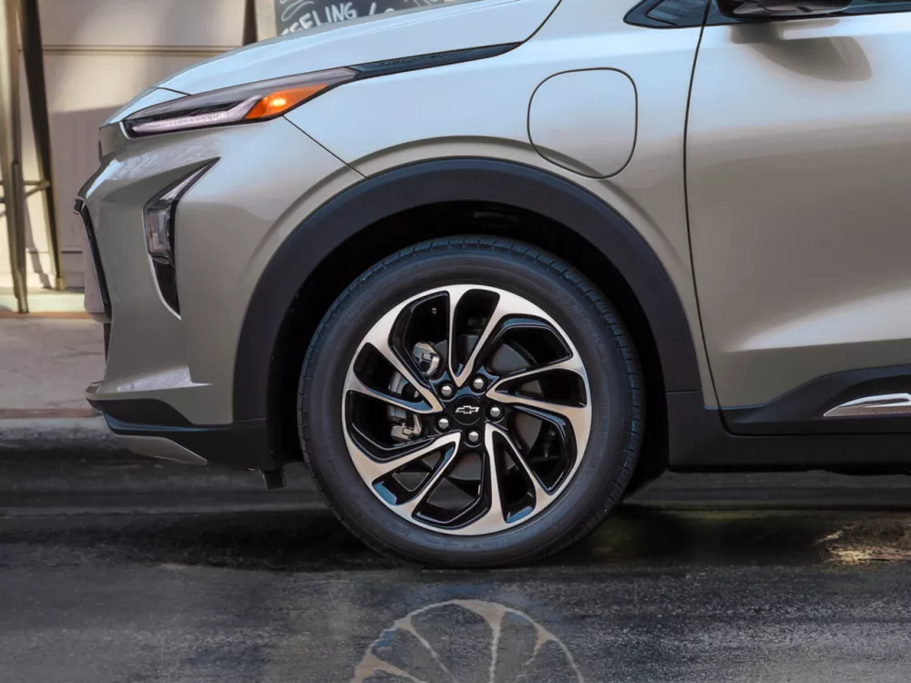 Автомобиль Chevrolet Bolt EUV Внедорожник (5 дверей)