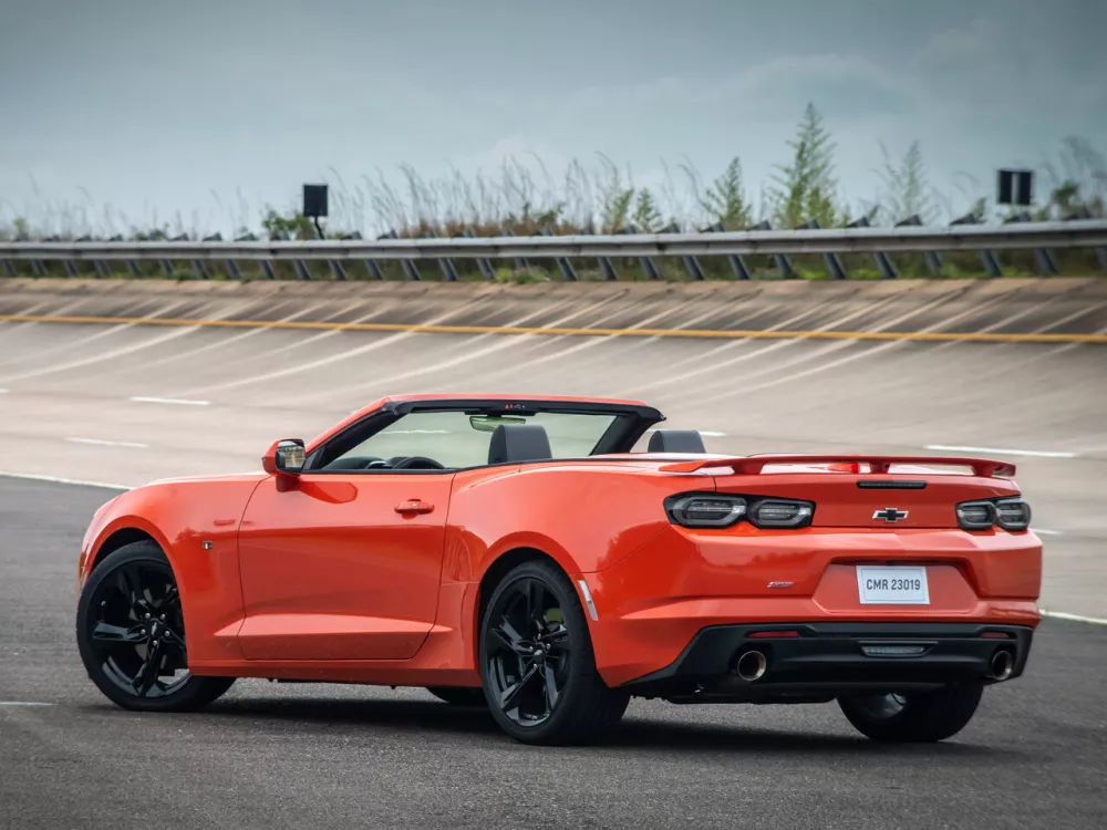 Автомобиль Chevrolet Camaro VI Рестайлинг Кабриолет