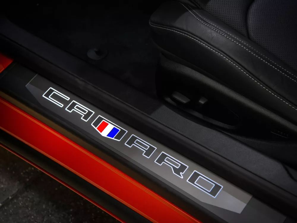 Автомобиль Chevrolet Camaro VI Рестайлинг Кабриолет