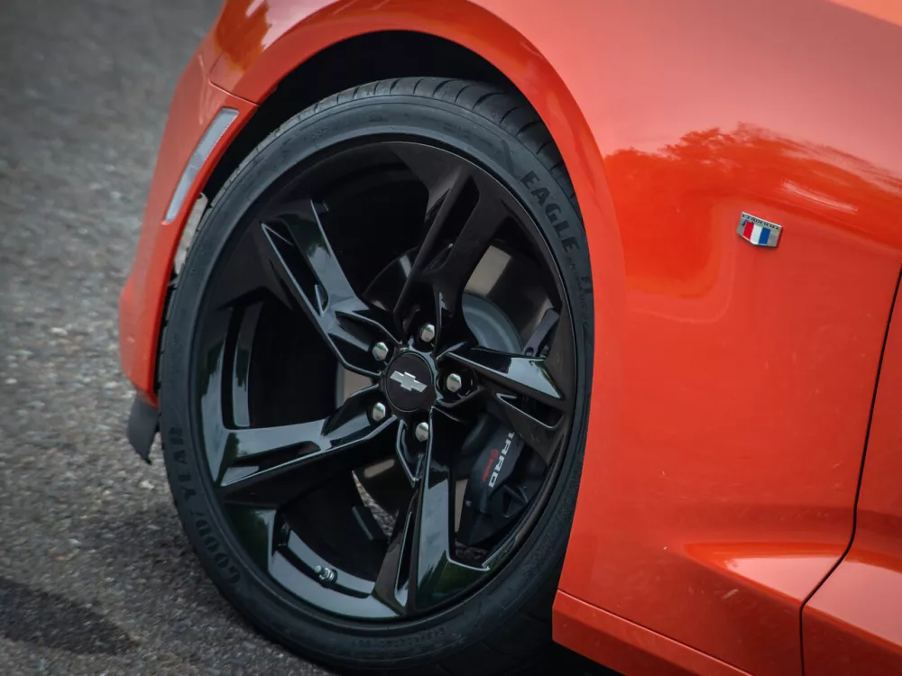 Автомобиль Chevrolet Camaro VI Рестайлинг Кабриолет