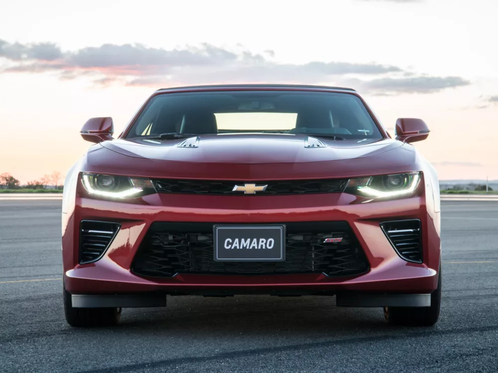 Автомобиль Chevrolet Camaro VI Кабриолет