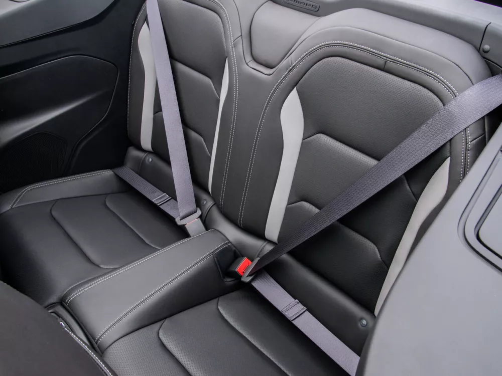 Автомобиль Chevrolet Camaro VI Кабриолет
