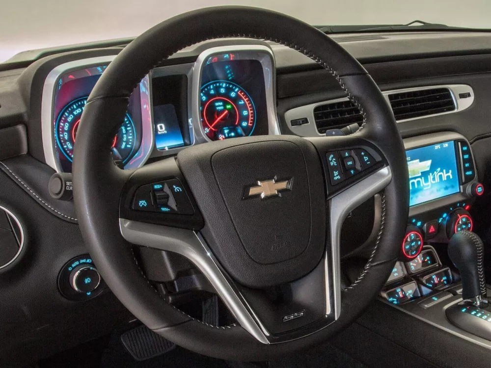 Автомобиль Chevrolet Camaro V Рестайлинг Кабриолет