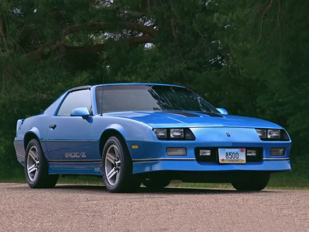 Автомобиль Chevrolet Camaro III Рестайлинг Купе