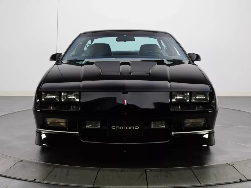 Автомобиль Chevrolet Camaro III Рестайлинг Купе