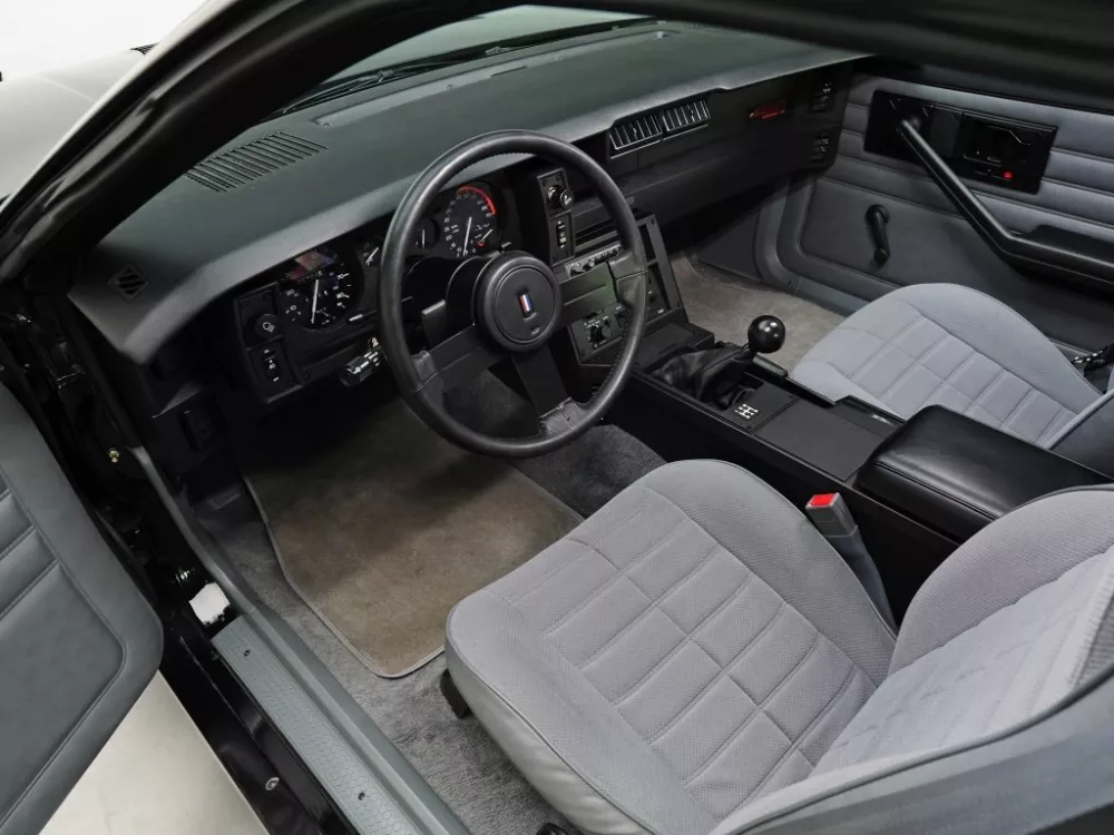 Автомобиль Chevrolet Camaro III Рестайлинг Купе
