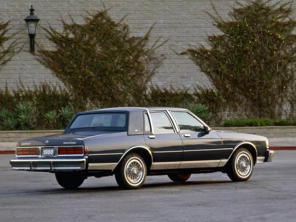 Автомобиль Chevrolet Caprice III Седан