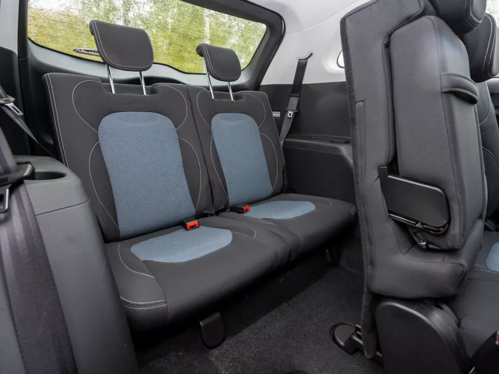 Автомобиль Chevrolet Captiva II Внедорожник (5 дверей)