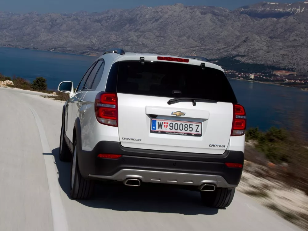 Автомобиль Chevrolet Captiva I Рестайлинг 2 Внедорожник (5 дверей)