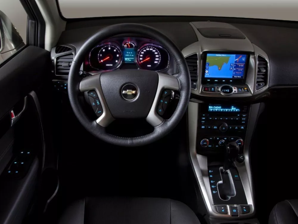 Автомобиль Chevrolet Captiva I Рестайлинг 2 Внедорожник (5 дверей)