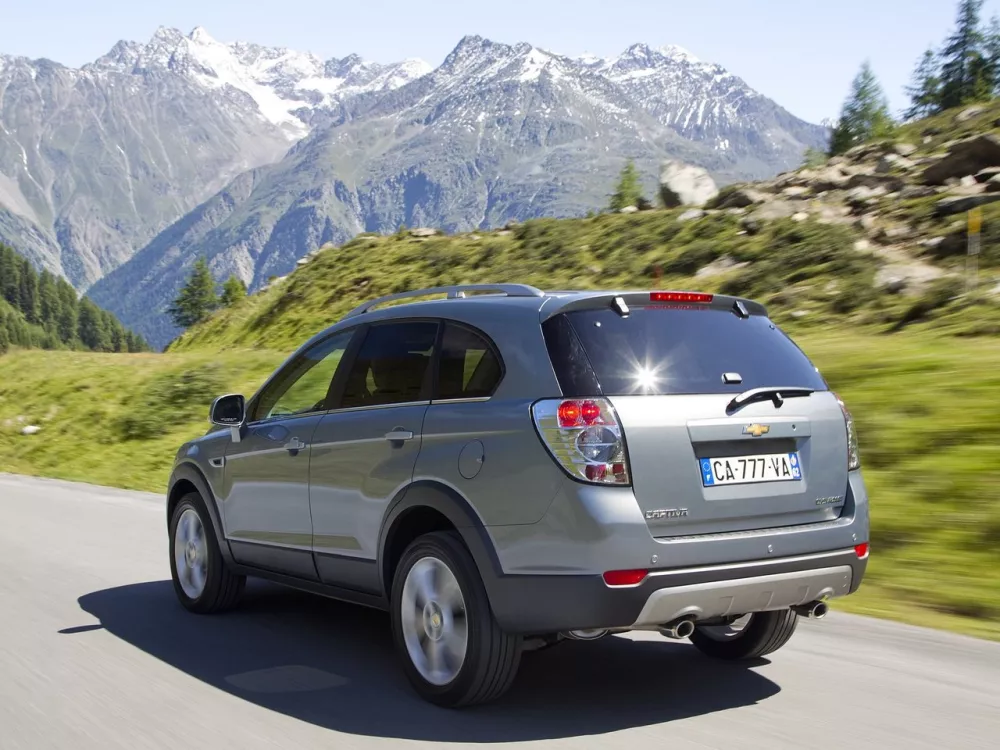 Автомобиль Chevrolet Captiva I Рестайлинг Внедорожник (5 дверей)