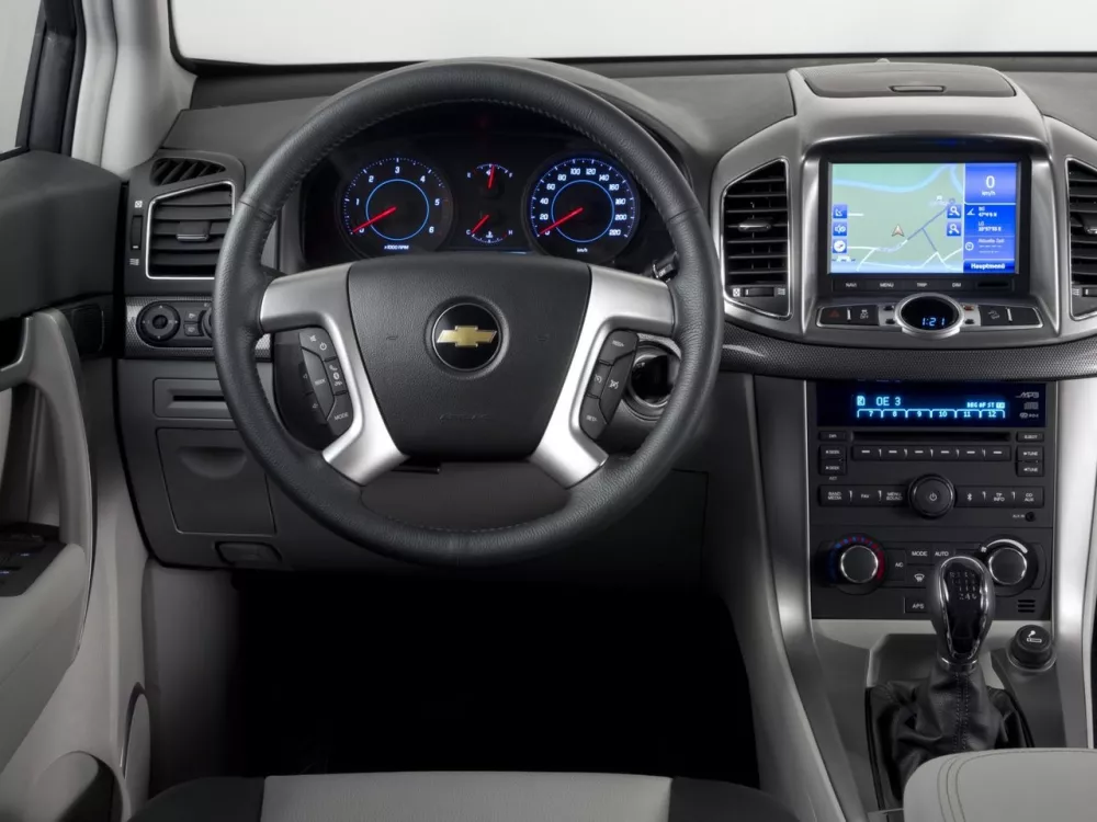 Автомобиль Chevrolet Captiva I Рестайлинг Внедорожник (5 дверей)