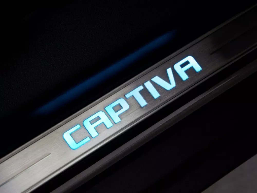 Автомобиль Chevrolet Captiva I Рестайлинг 2 Внедорожник (5 дверей)