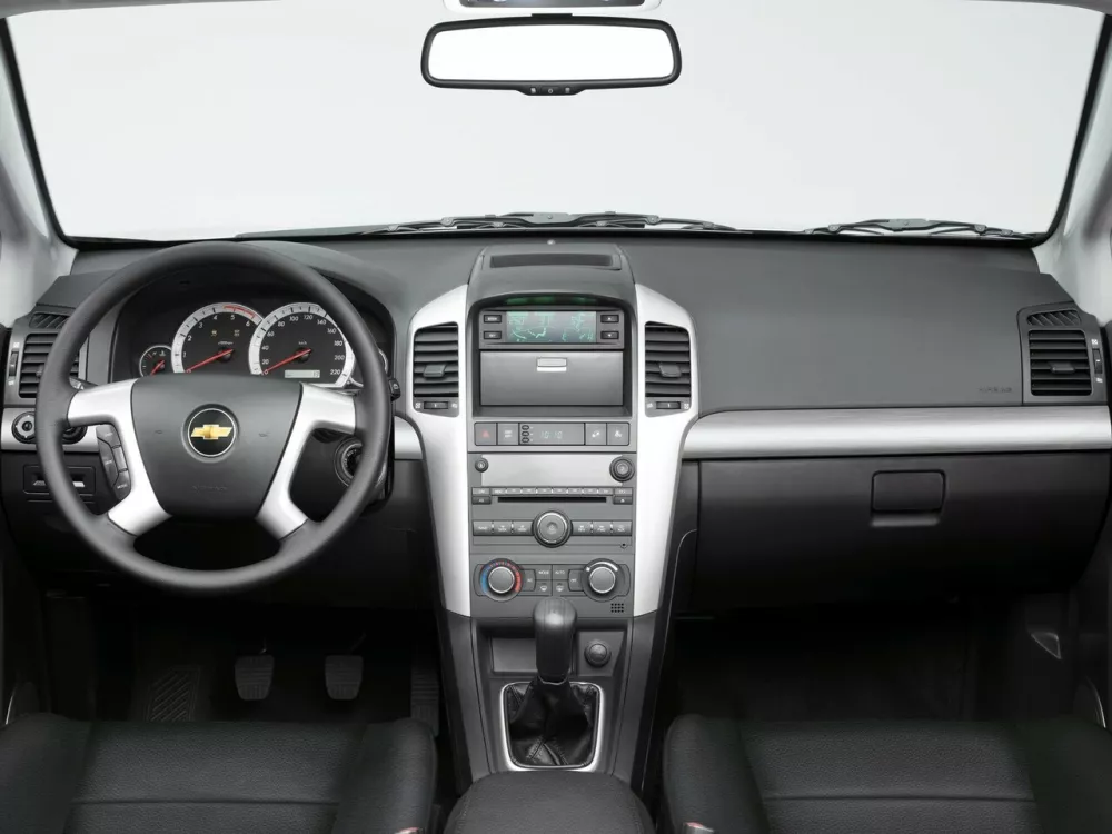Автомобиль Chevrolet Captiva I Внедорожник (5 дверей)