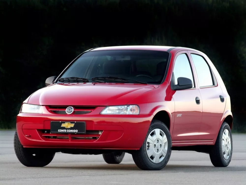 Автомобиль Chevrolet Celta Хэтчбек (3 двери)