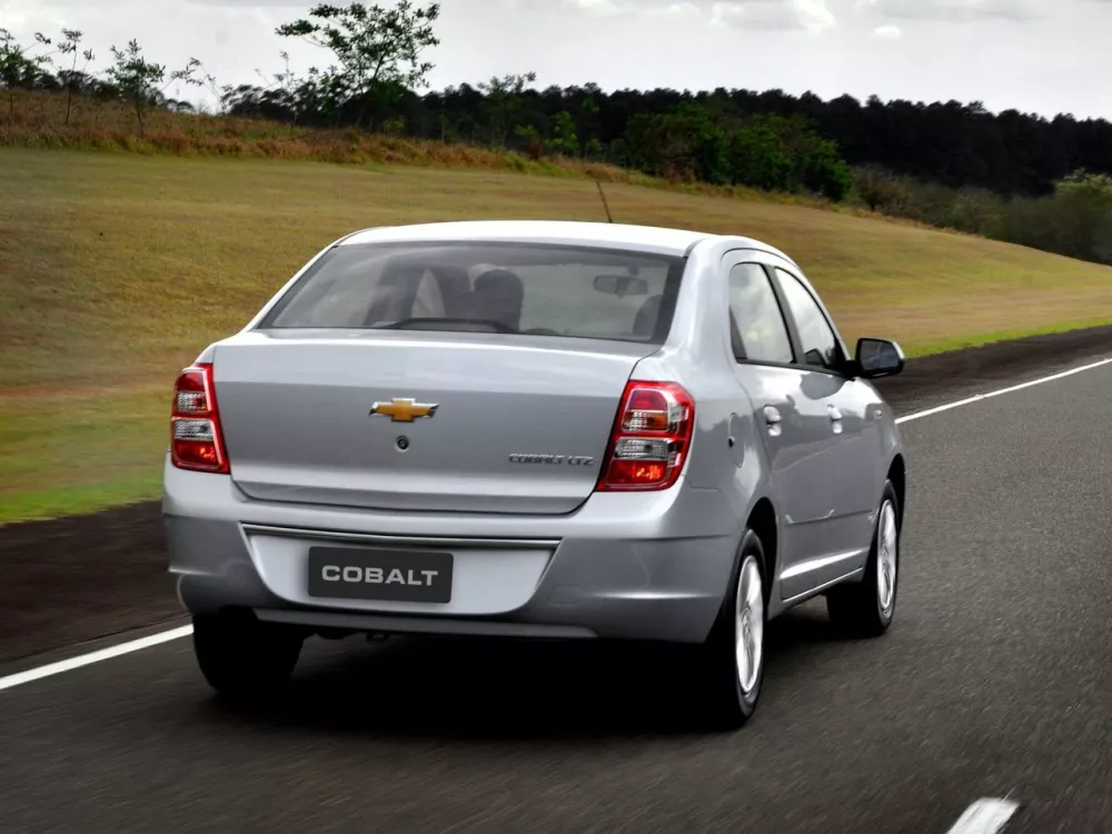 Автомобиль Chevrolet Cobalt II Седан