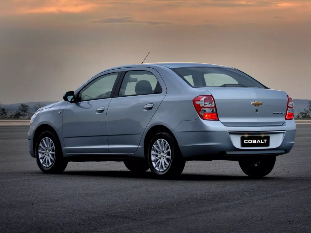 Автомобиль Chevrolet Cobalt II Седан