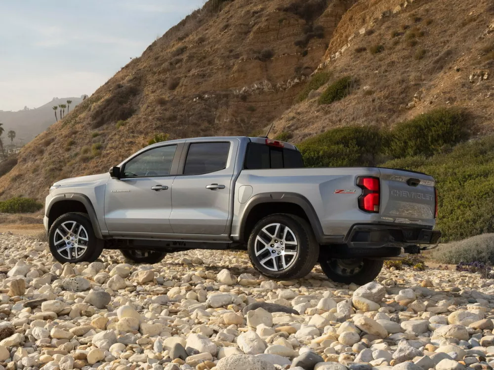 Автомобиль Chevrolet Colorado III Пикап Двойная кабина